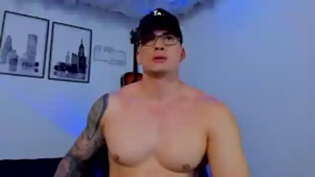 Snapshot of seancarreraa chatting on 05/11/26, 08:39 seancarreraa online show from 05/11/26, 08:39