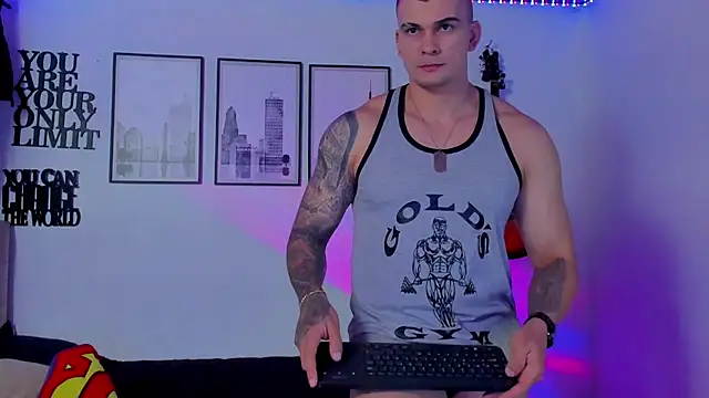 Snapshot of seancarreraa chatting on 02/18/26, 01:25 seancarreraa online show from 02/18/26, 01:25