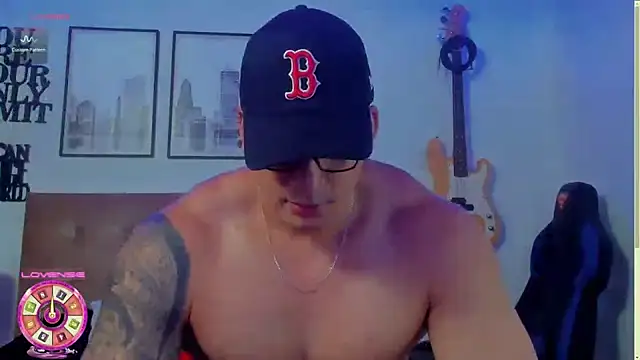 Snapshot of seancarreraa chatting on 10/02/25, 03:32 seancarreraa online show from 10/02/25, 03:32