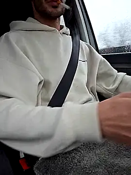 Zeefy online show from 11/16/25, 08:19