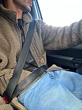 Zeefy online show from 04/15/26, 02:43