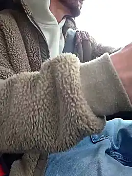 Zeefy online show from 10/27/25, 07:31