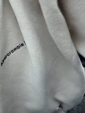 Zeefy online show from 02/16/26, 09:08