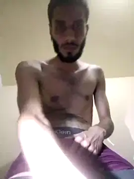 jhon01000 online show from 04/14/26, 03:33