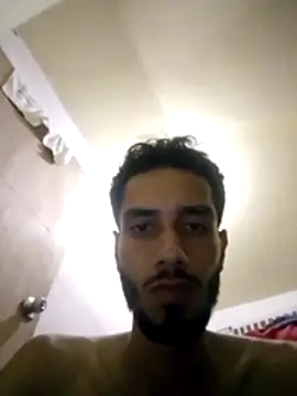 jhon01000 online show from 06/05/26, 07:14