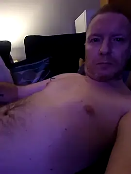 Snapshot of walker1979 chatting on 11/26/25, 02:22 walker1979 online show from 11/26/25, 02:22