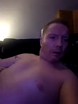 Snapshot of walker1979 chatting on 11/08/25, 01:31 walker1979 online show from 11/08/25, 01:31