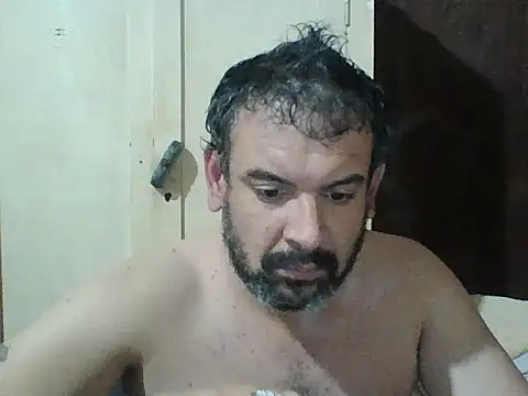 Rodrigo happy online show from 10/21/25, 01:05