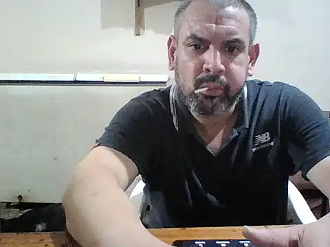 Snapshot of Rodrigo_happy chatting on 01/08/26, 03:12 Rodrigo happy online show from 01/08/26, 03:12