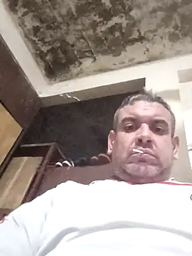 Snapshot of Rodrigo_happy chatting on 06/26/26, 03:45 Rodrigo happy online show from 06/26/26, 03:45