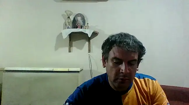 Snapshot of Rodrigo_happy chatting on 01/31/25, 05:51 Rodrigo happy online show from 01/31/25, 05:51