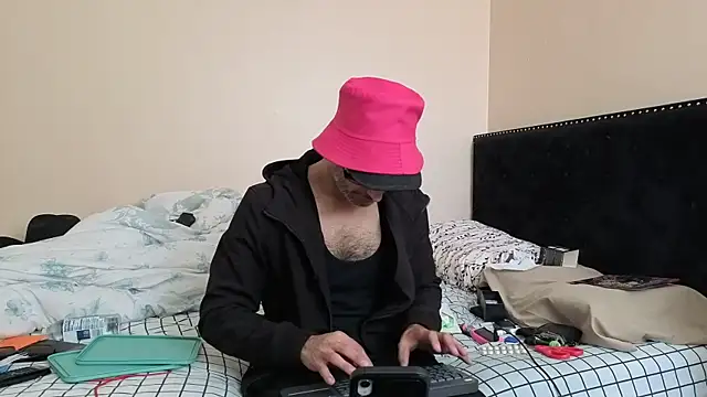 hailzeffn online show from 10/29/25, 01:54