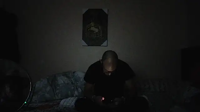 hailzeffn online show from 12/18/25, 11:19