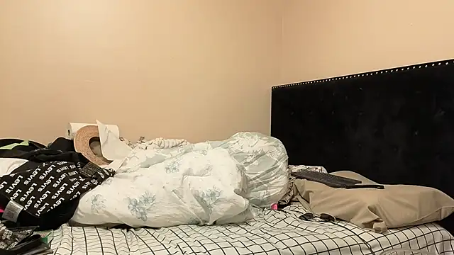 hailzeffn online show from 10/26/25, 10:26