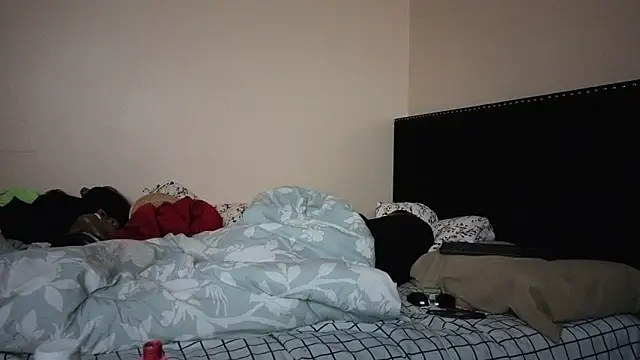 hailzeffn online show from 10/25/25, 08:57