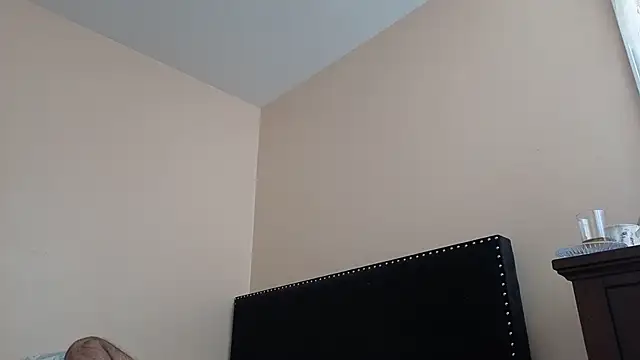 hailzeffn online show from 10/04/25, 05:14