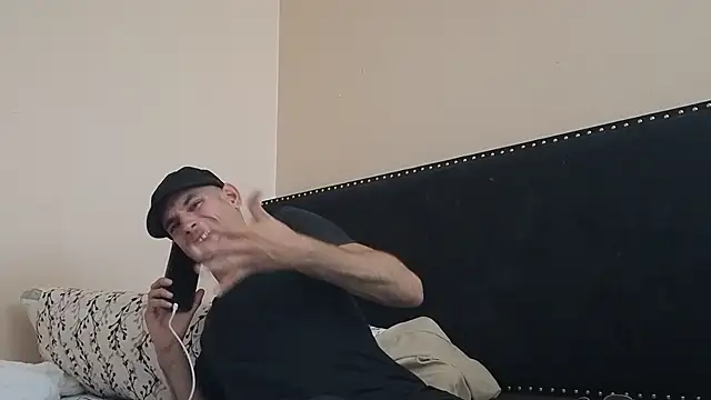 hailzeffn online show from 09/30/25, 03:51