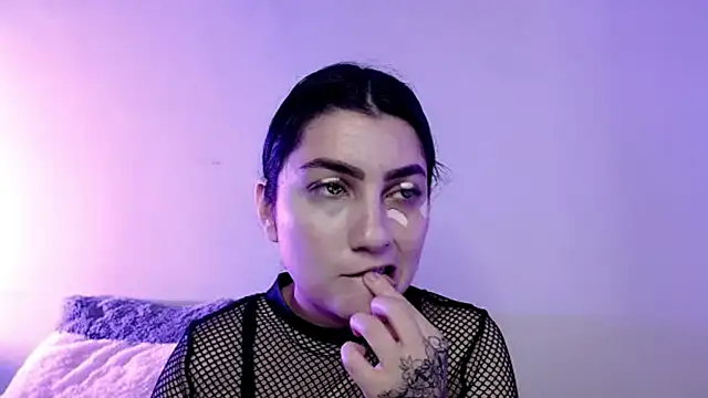 sophy rock online show from 11/12/25, 05:06