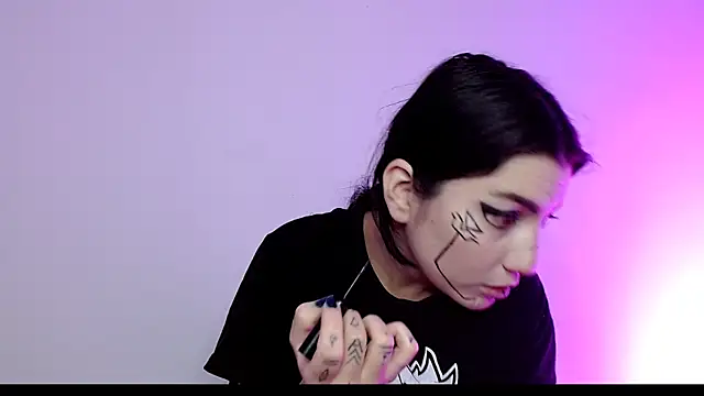 sophy rock online show from 11/28/25, 05:46