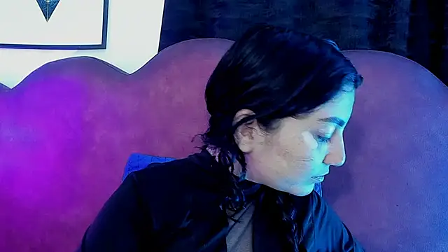 Snapshot of sophy_rock chatting on 06/08/26, 02:17 sophy rock online show from 06/08/26, 02:17
