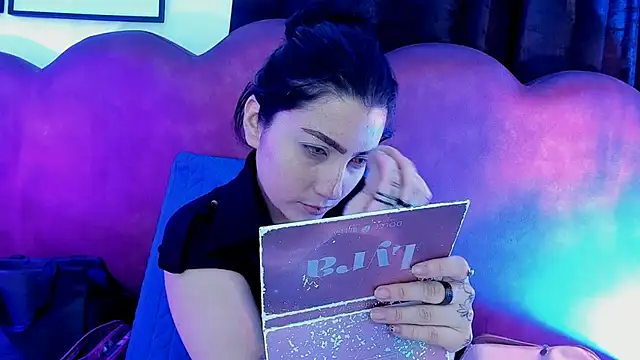 Snapshot of sophy_rock chatting on 06/12/26, 03:10 sophy rock online show from 06/12/26, 03:10