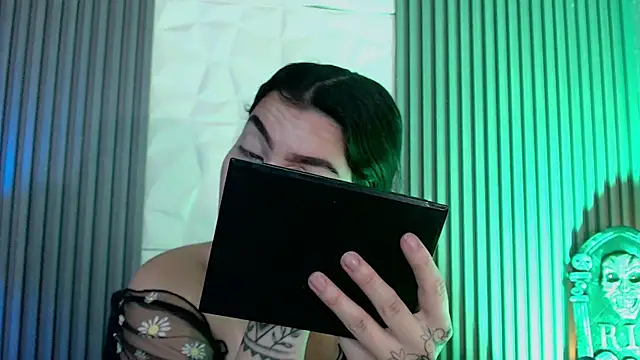 sophy rock online show from 10/27/25, 03:13