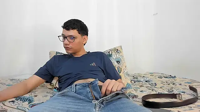 Snapshot of Diego-Monsalve chatting on 02/05/26, 10:27 Diego-Monsalve online show from 02/05/26, 10:27