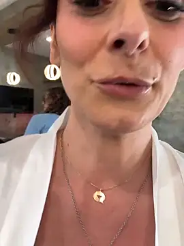 therealbeverlycious online show from 02/27/26, 11:37