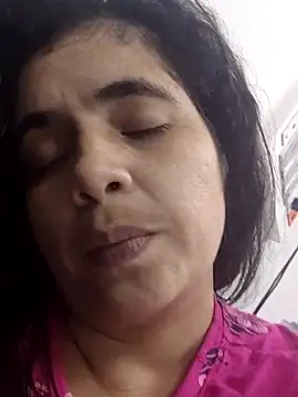 Snapshot of ladydeathz chatting on 10/25/25, 01:45 ladydeathz online show from 10/25/25, 01:45