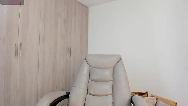  miamadison online show from 04/18/26, 12:24