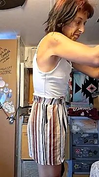 whitetrashdirtyslut online show from 06/02/26, 05:57