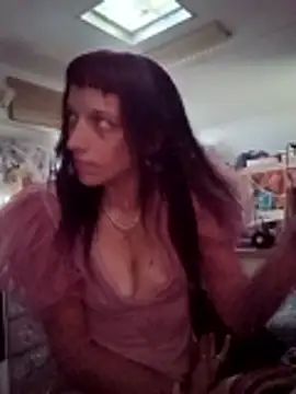 Snapshot of whitetrashdirtyslut chatting on 04/10/26, 01:51 whitetrashdirtyslut online show from 04/10/26, 01:51