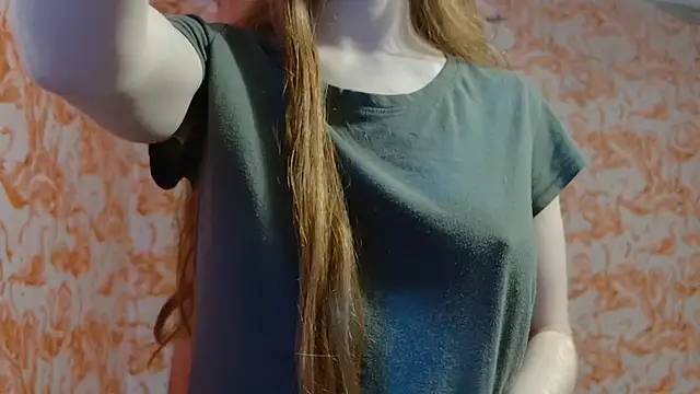 strawberrysmoothie online show from 02/12/26, 09:14