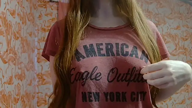 strawberrysmoothie online show from 02/06/26, 09:11