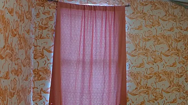 strawberrysmoothie online show from 03/11/26, 05:51