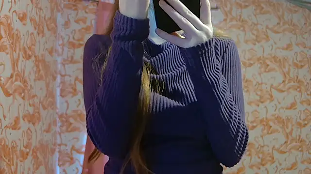 strawberrysmoothie online show from 03/12/26, 07:51