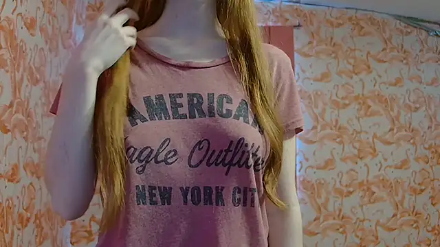 strawberrysmoothie online show from 11/26/25, 06:52