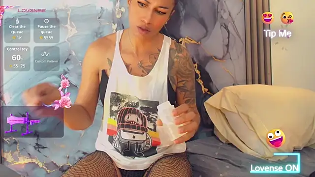 khiara moretti online show from 04/08/26, 11:44