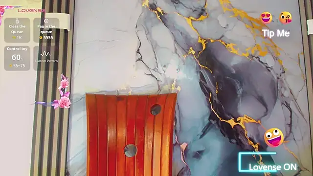 khiara moretti online show from 03/23/26, 07:25