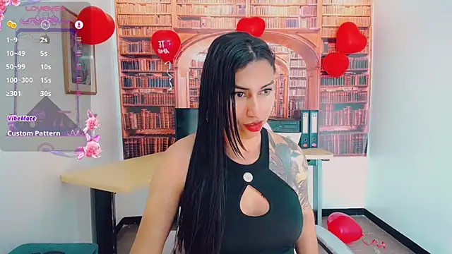 Snapshot of khiara_moretti chatting on 02/17/25, 10:49 khiara moretti online show from 02/17/25, 10:49