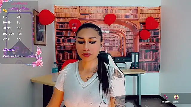 Snapshot of khiara_moretti chatting on 02/18/25, 10:36 khiara moretti online show from 02/18/25, 10:36
