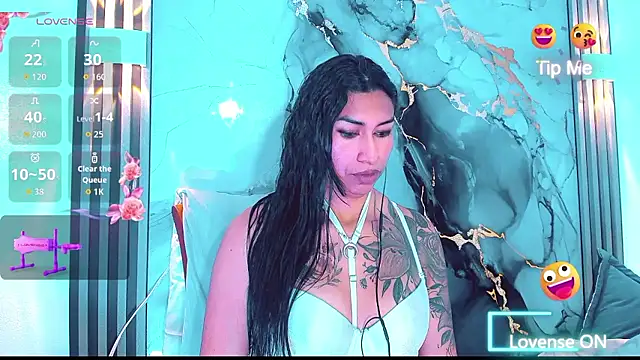 Snapshot of khiara_moretti chatting on 01/13/26, 11:36 khiara moretti online show from 01/13/26, 11:36