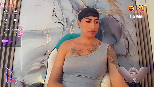 Snapshot of khiara_moretti chatting on 06/17/26, 11:20 khiara moretti online show from 06/17/26, 11:20