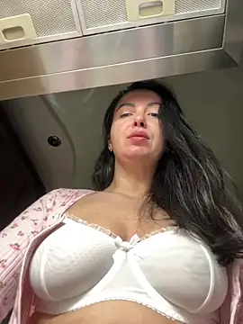 space stacy online show from 10/18/25, 05:42