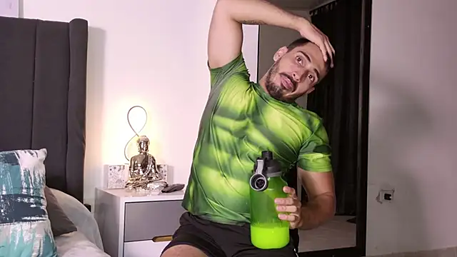 muscle ares online show from 02/02/26, 11:59