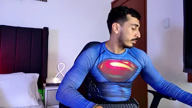 muscle ares online show from 11/04/25, 12:36