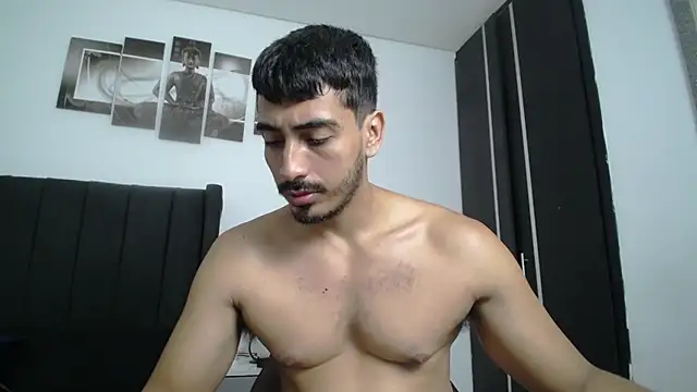 Snapshot of muscle_ares chatting on 02/13/25, 11:50 muscle ares online show from 02/13/25, 11:50