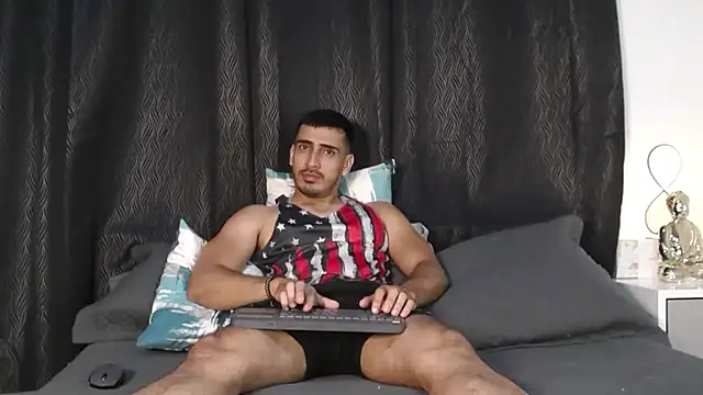 Snapshot of muscle_ares chatting on 09/12/25, 11:26 muscle ares online show from 09/12/25, 11:26