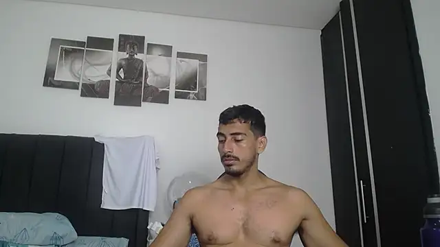 Snapshot of muscle_ares chatting on 03/10/25, 12:38 muscle ares online show from 03/10/25, 12:38