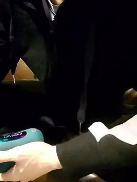 Snapshot of --MIKASA-- chatting on 03/25/26, 10:58 --MIKASA-- online show from 03/25/26, 10:58